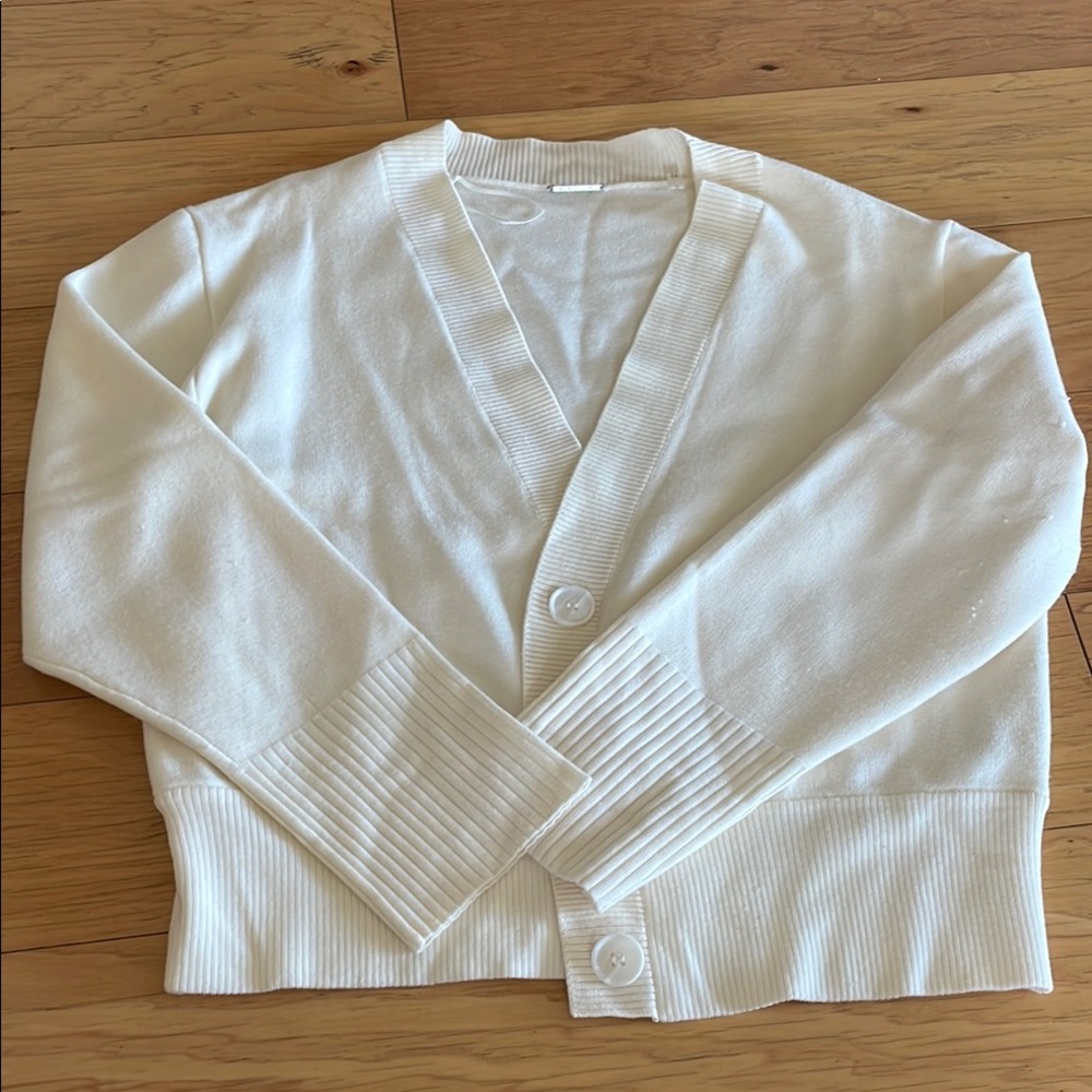Women’s White Button-Up Cardigan